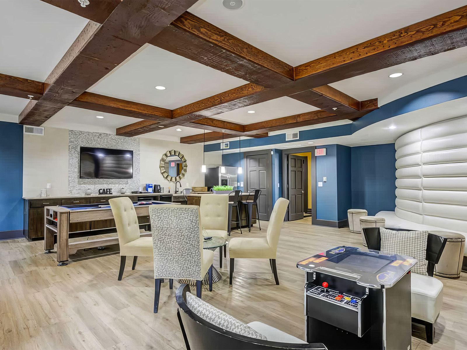Previous lounge at Allura Las Colinas